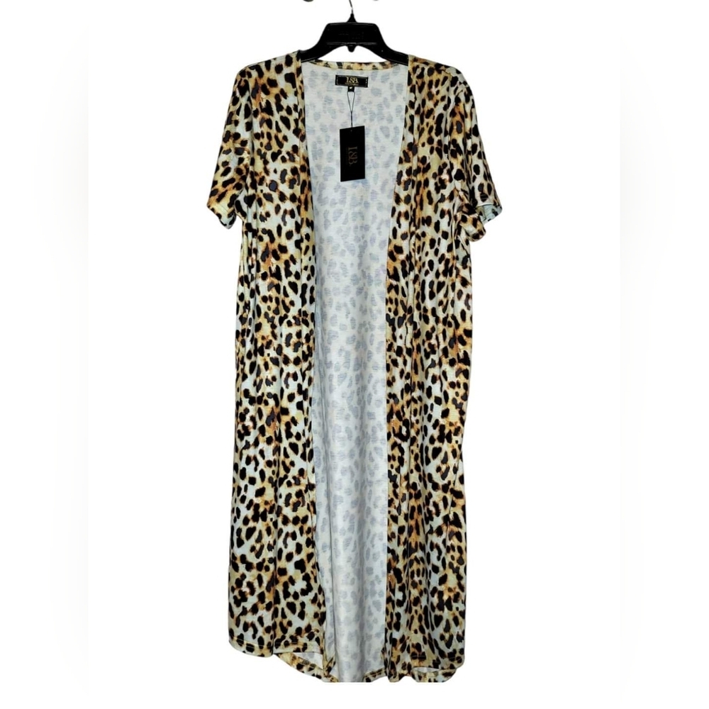 L&B brand size medium NWT